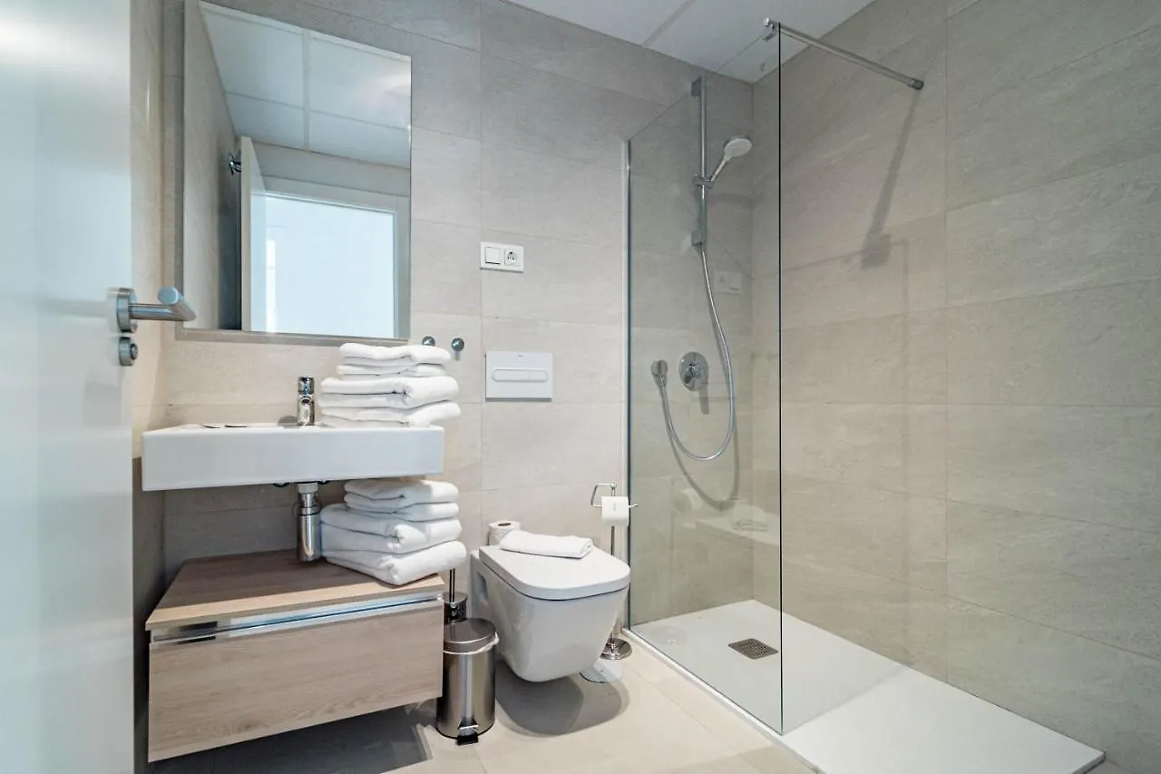 Lme132B - Spacious Family Apartment Estepona