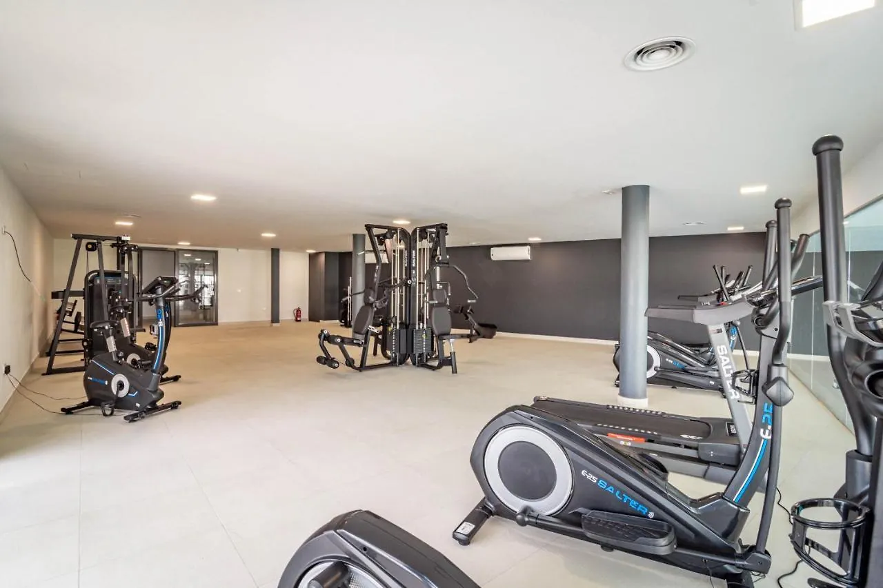 Lme132B - Spacious Family Apartment Estepona Spain